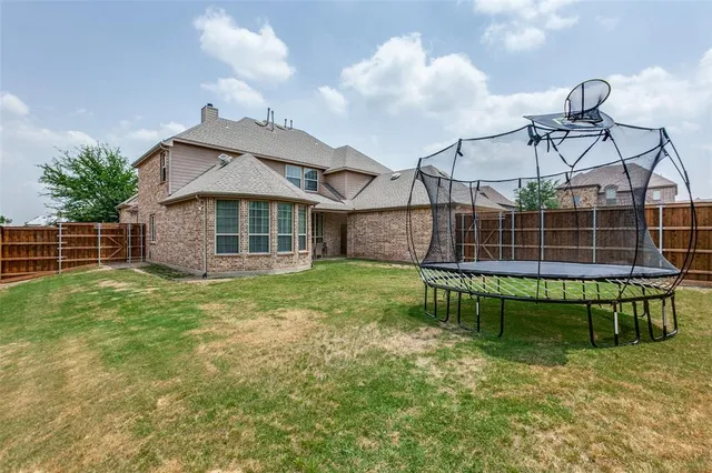 $635,000 | 7811 Glen Hollow Lane, Sachse, TX 75048