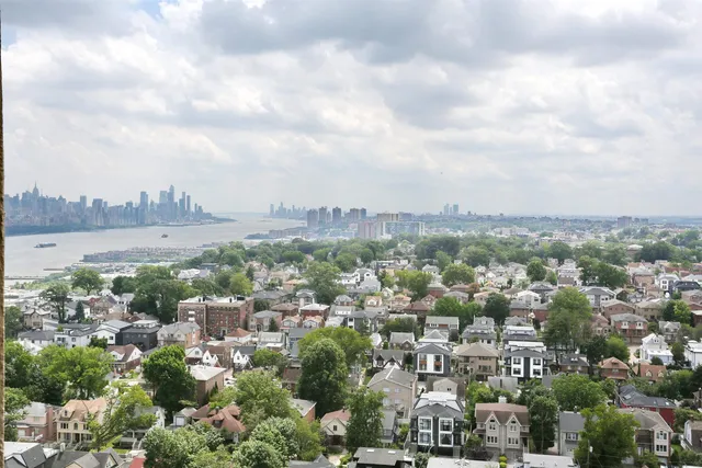 $489,000 | 200 Winston Drive, Unit 2116, Cliffside Park, NJ 07010