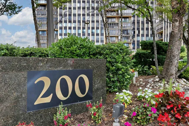 $489,000 | 200 Winston Drive, Unit 2116, Cliffside Park, NJ 07010