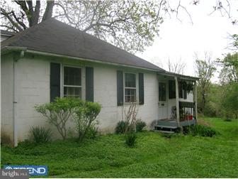 984 Newark Road Avondale, PA 19311 - Photo 9 of 10