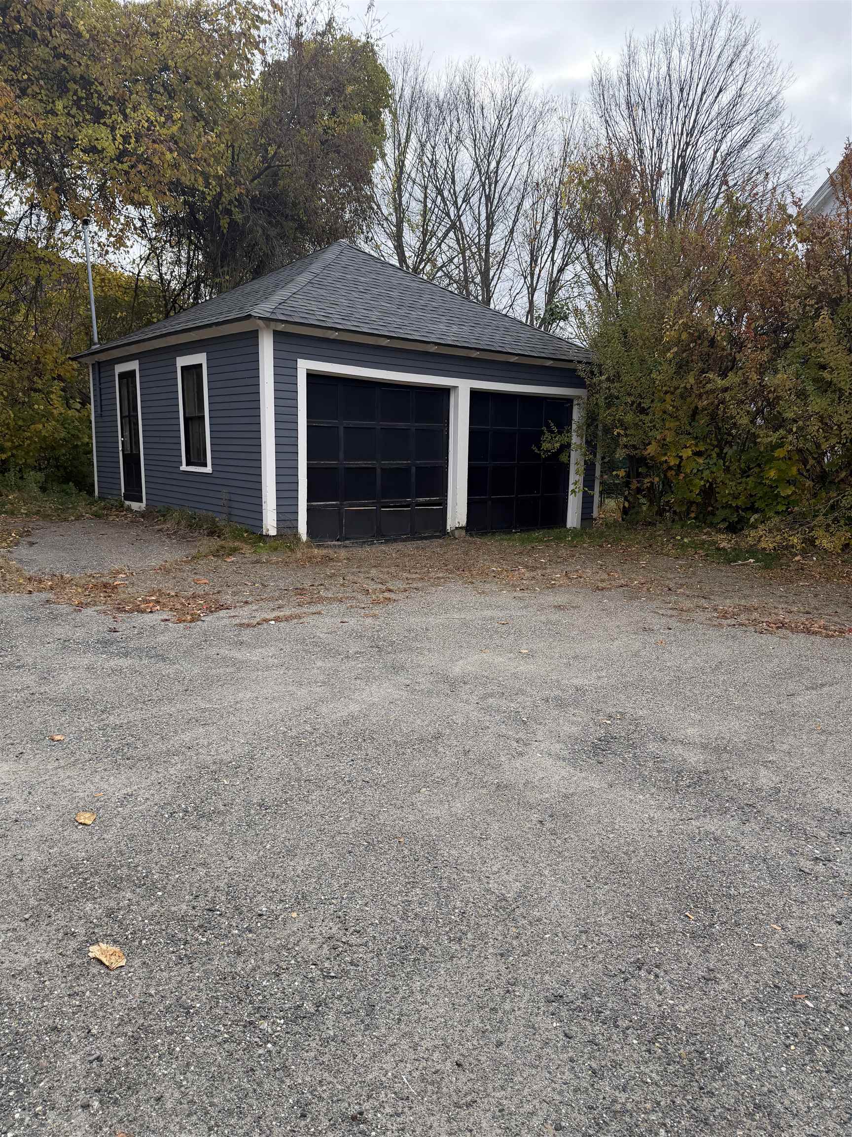 88-90 Westminster Street Rockingham, VT 05101 - Photo 6 of 36