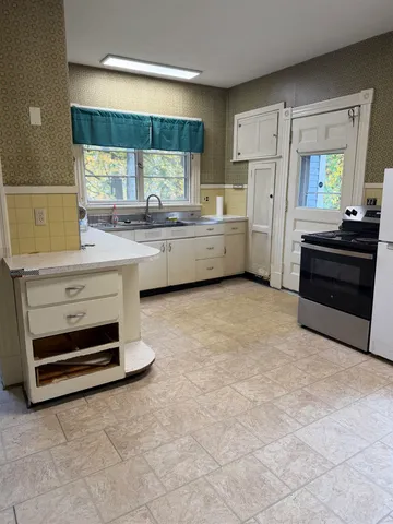 $382,000 | 88-90 Westminster Street, Rockingham, VT 05101