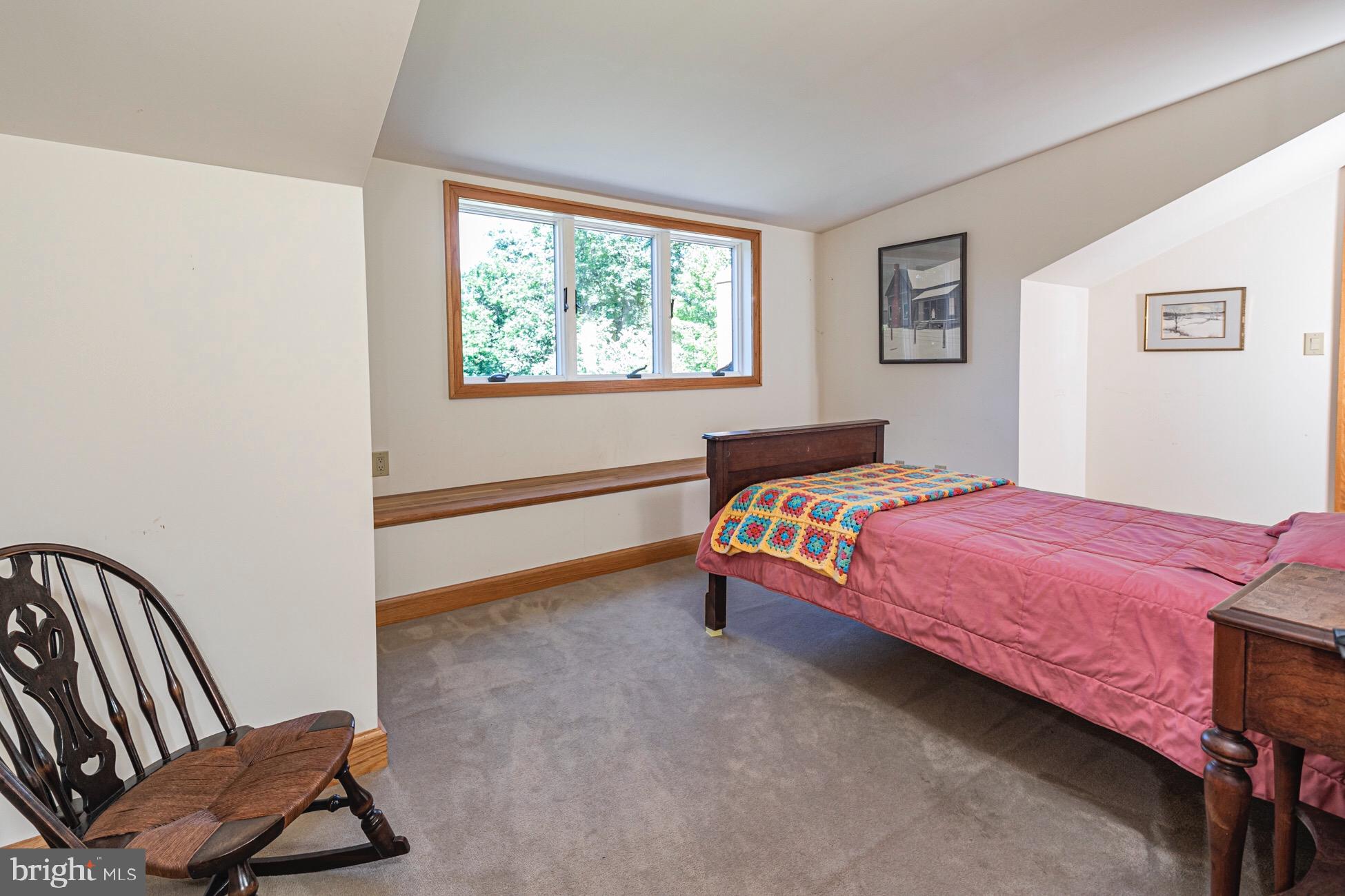 423 Ellisdale Road Crosswicks, NJ 08515 - Photo 21 of 39 Upper - Bedroom 4