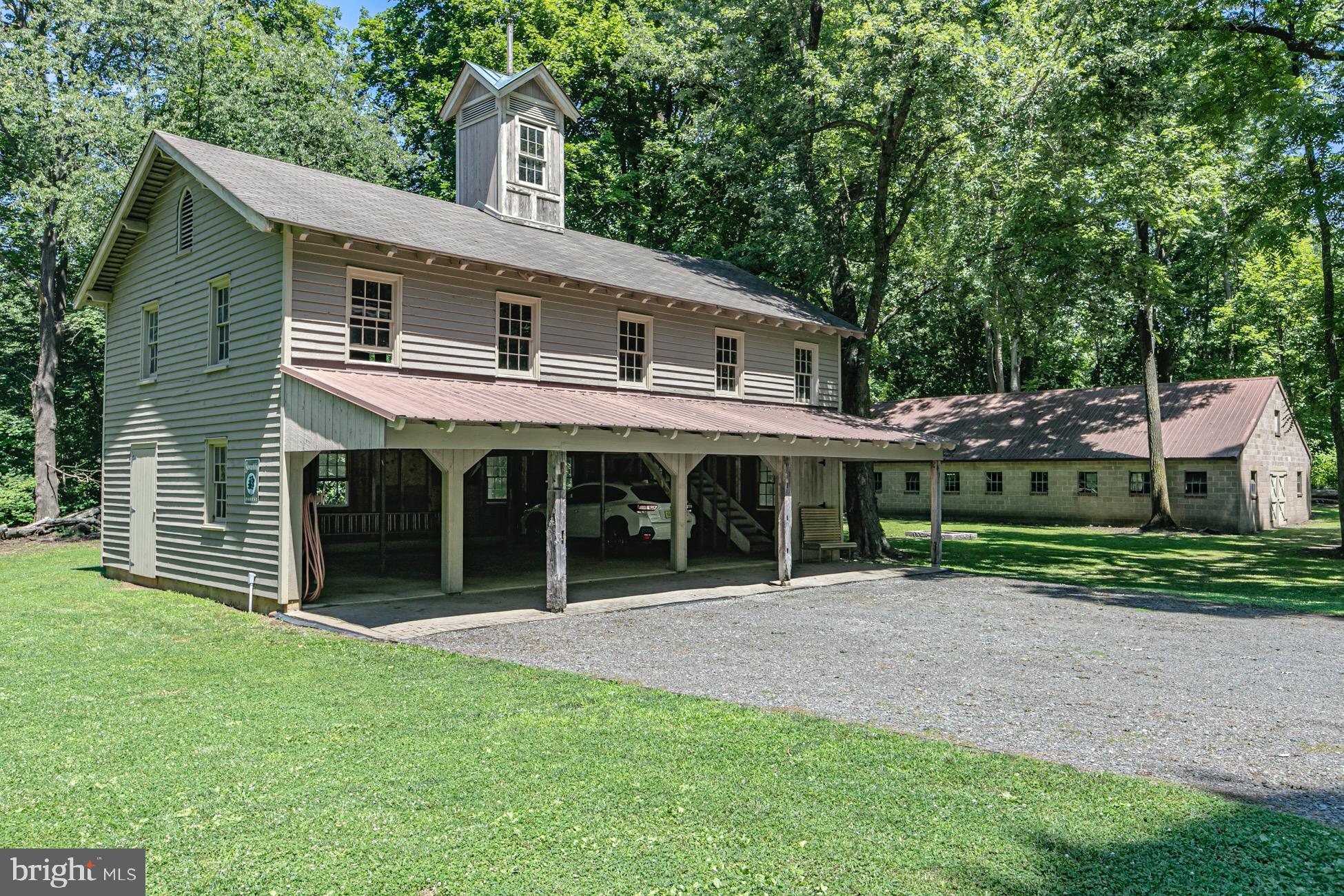 423 Ellisdale Road Crosswicks, NJ 08515 - Photo 36 of 39 Garage & Barn