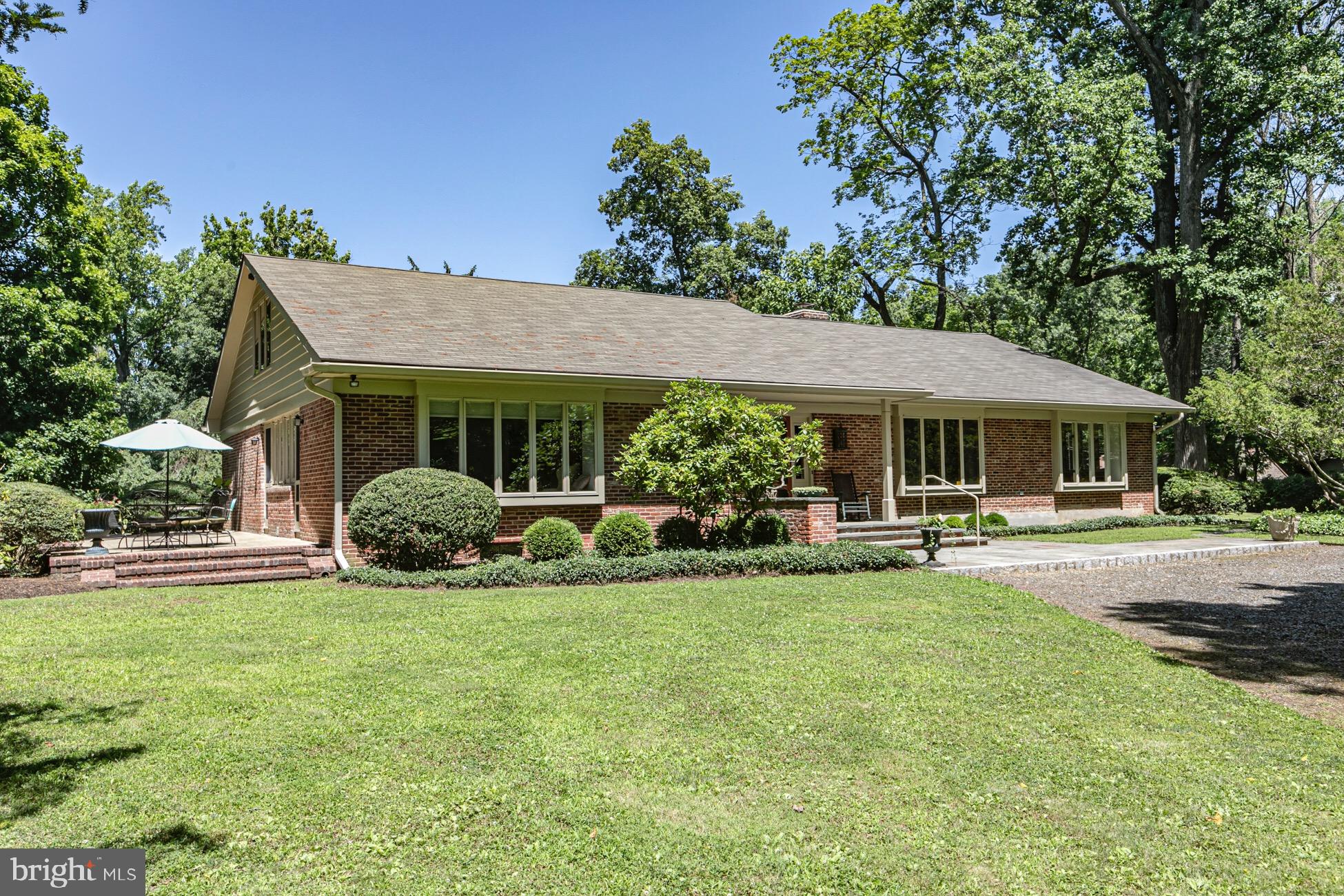 423 Ellisdale Road Crosswicks, NJ 08515 - Photo 5 of 39 Exterior - Front