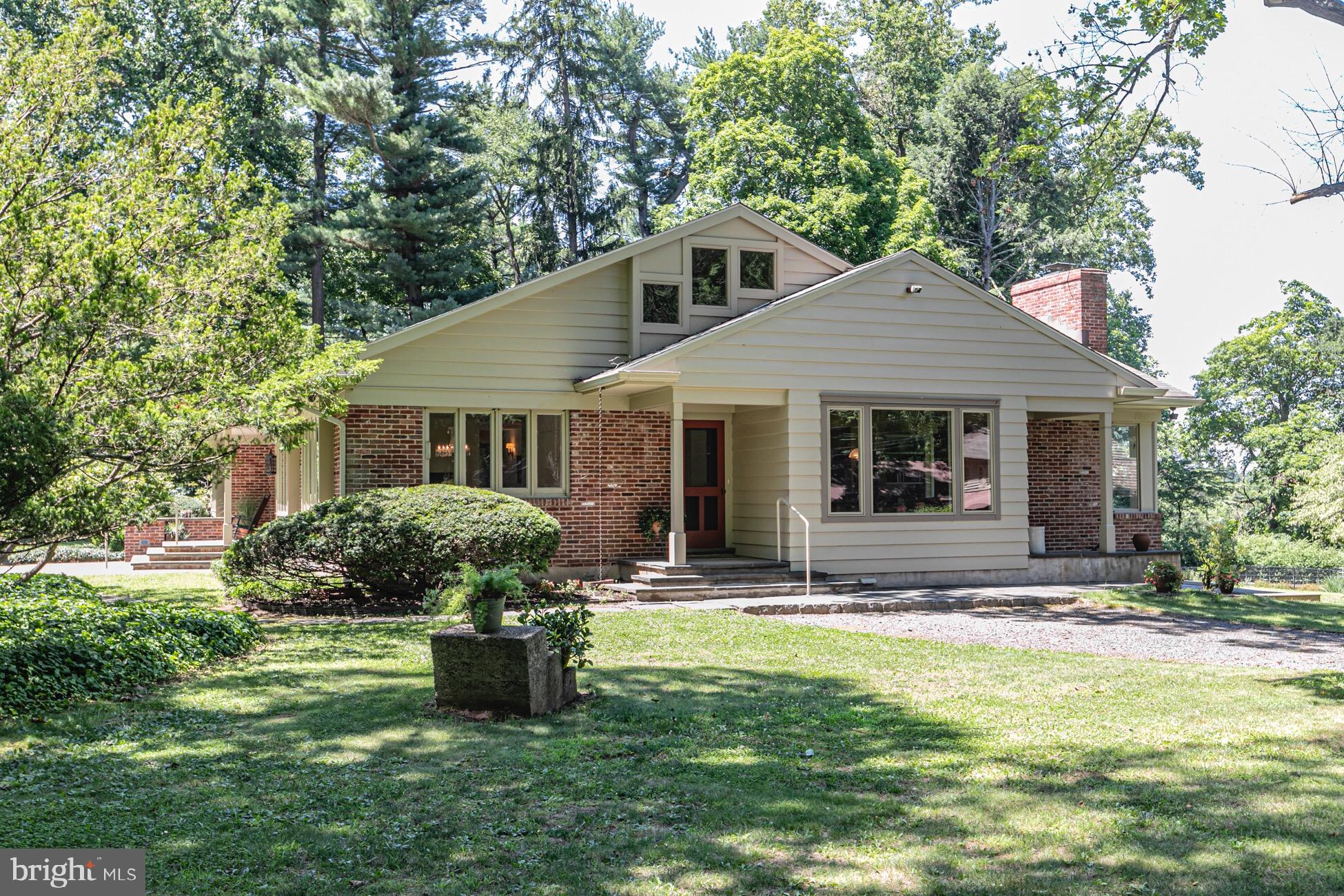 423 Ellisdale Road Crosswicks, NJ 08515 - Photo 6 of 39 Exterior - Side