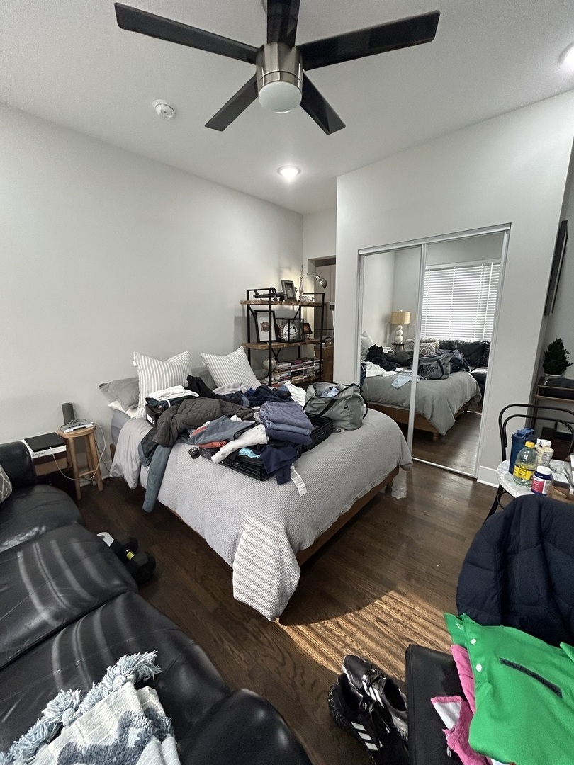 709 West Barry Avenue, Unit S2 Chicago, IL 60657 - Photo 5 of 11