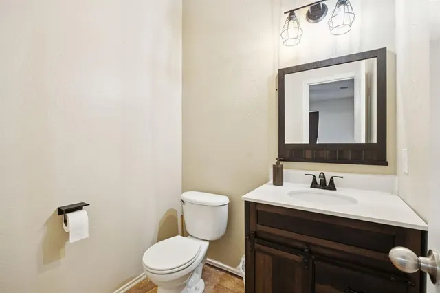 $290,000 | 332 South Celia Circle, Wylie, TX 75098