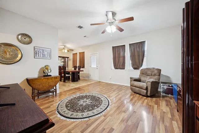 $290,000 | 332 South Celia Circle, Wylie, TX 75098