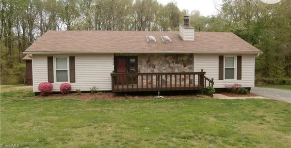 $1,725 | 3796 Vandalia Drive, Winston-Salem, NC 27104