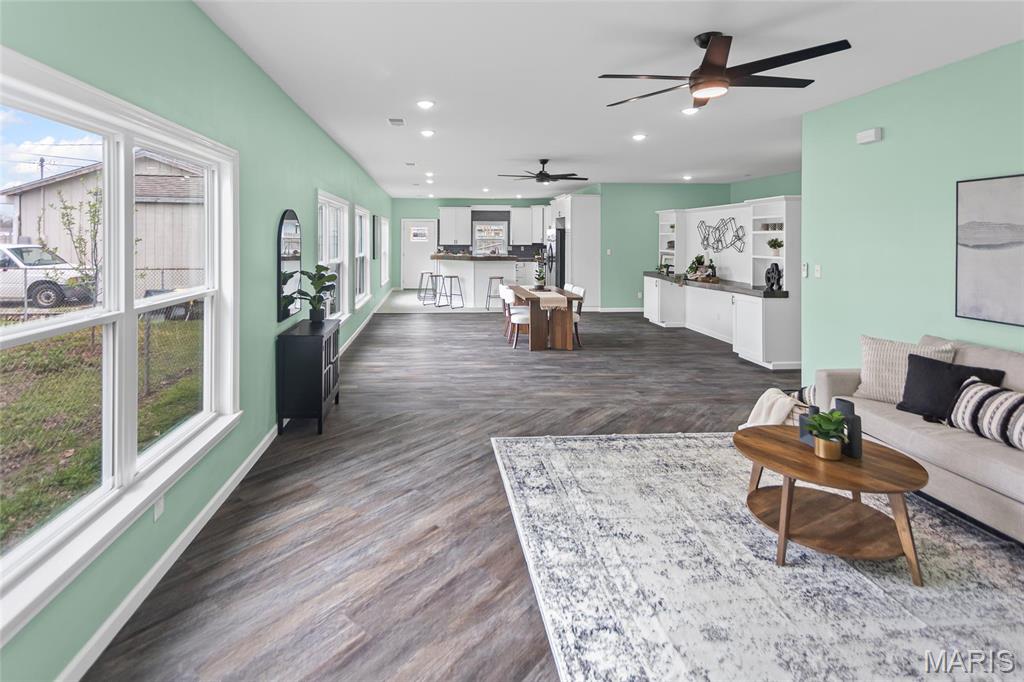 731 Dugger Street Bethalto, IL 62010 - Photo 13 of 51