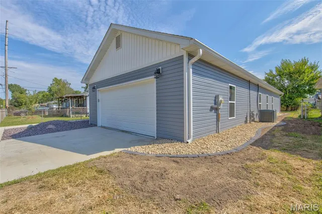 $315,000 | 731 Dugger Street, Bethalto, IL 62010