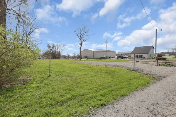 $89,900 | 13090 Maple Road Northeast, Thornville, OH 43076