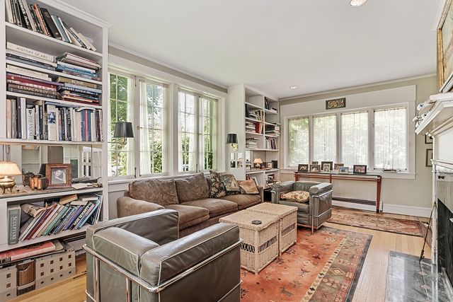 $655,000 | 256 Lincoln Drive, Glencoe, IL 60022