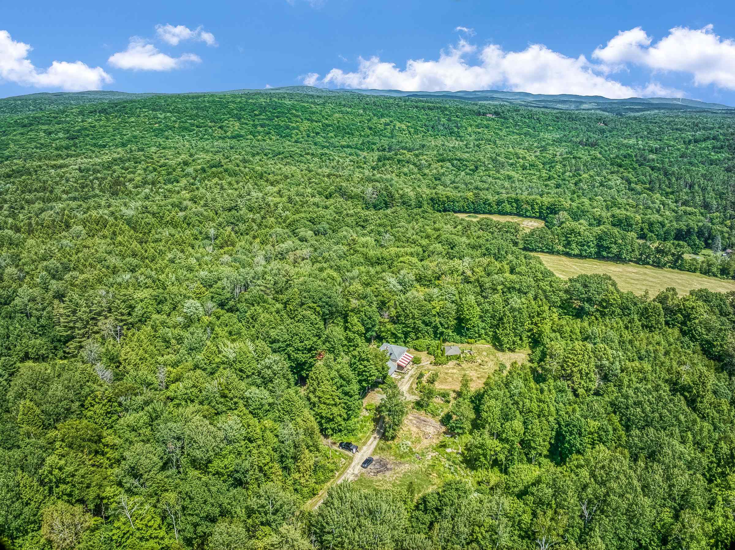 75 North Slack Road Claremont, NH 03743 - Photo 6 of 28