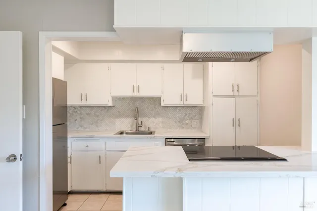 $4,950,000 | 7490 Wild Horse Valley Road, Napa, CA 94558