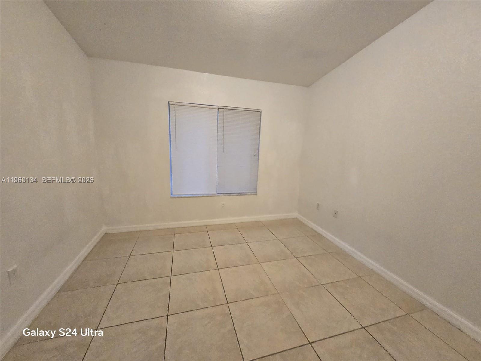 3908 Southwest 48th Avenue Pembroke Park, FL 33023 - Photo 9 of 16