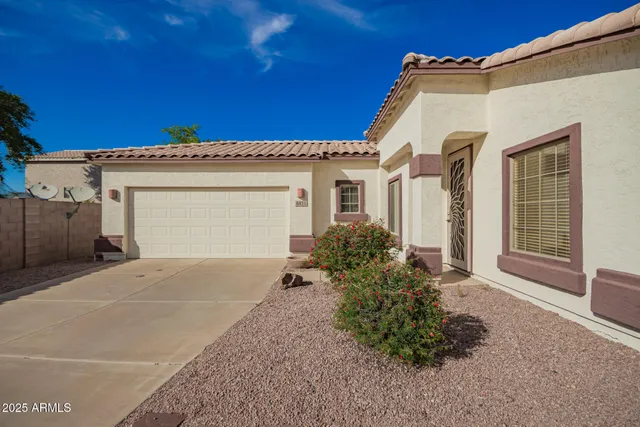 $3,999 | 6425 South Kimberlee Way, Chandler, AZ 85249