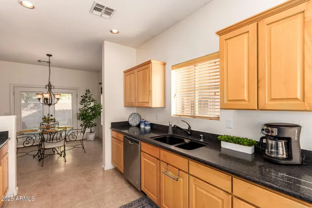 $3,999 | 6425 South Kimberlee Way, Chandler, AZ 85249