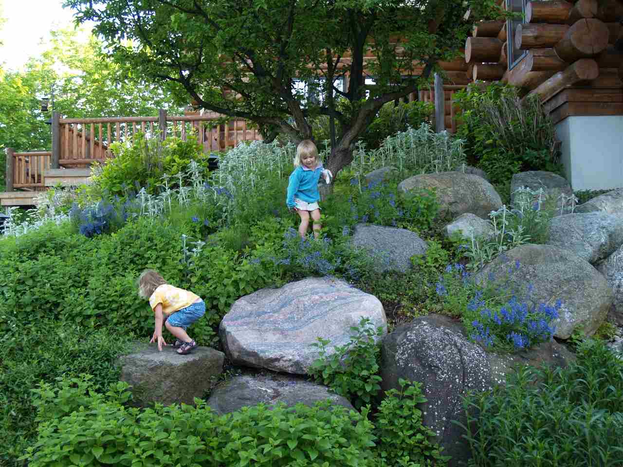9976 East Grandview Road Traverse City, MI 49684 - Photo 39 of 60 1837755-38.JPG