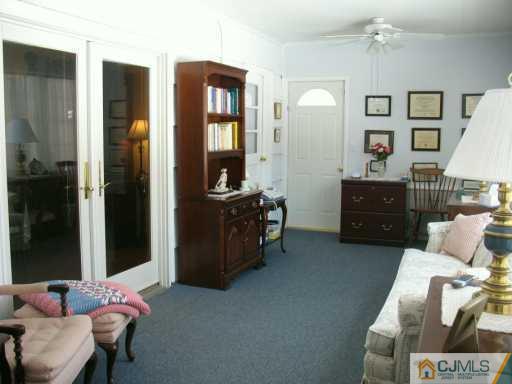 34 Timber Road East Brunswick, NJ 08816 - Photo 6 of 8 Gallery Image 6