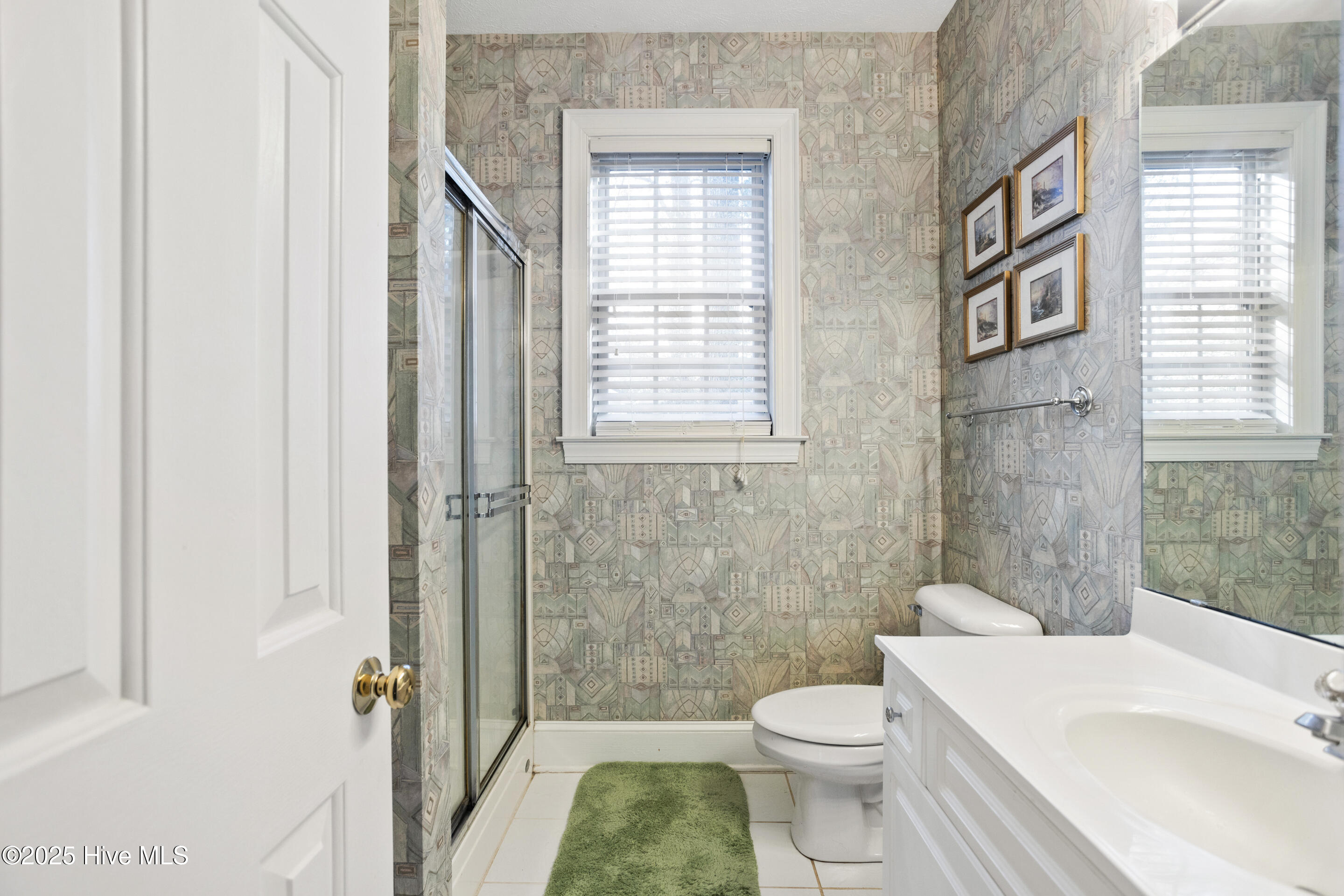 286 Goose Neck Road West Rocky Point, NC 28457 - Photo 28 of 49 Second Shared Bath