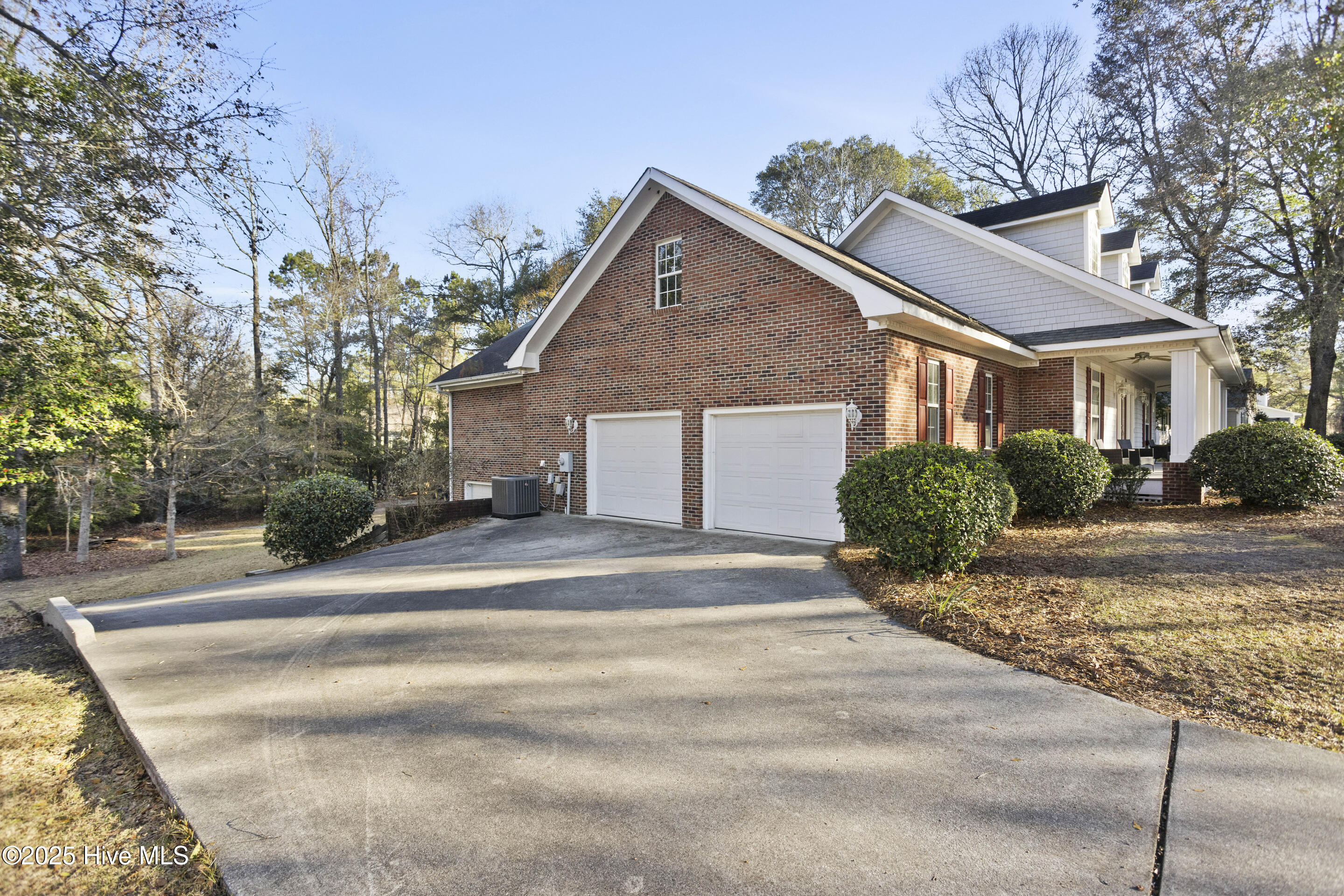 286 Goose Neck Road West Rocky Point, NC 28457 - Photo 39 of 49 Large driveway for boats, trailers or extra cars