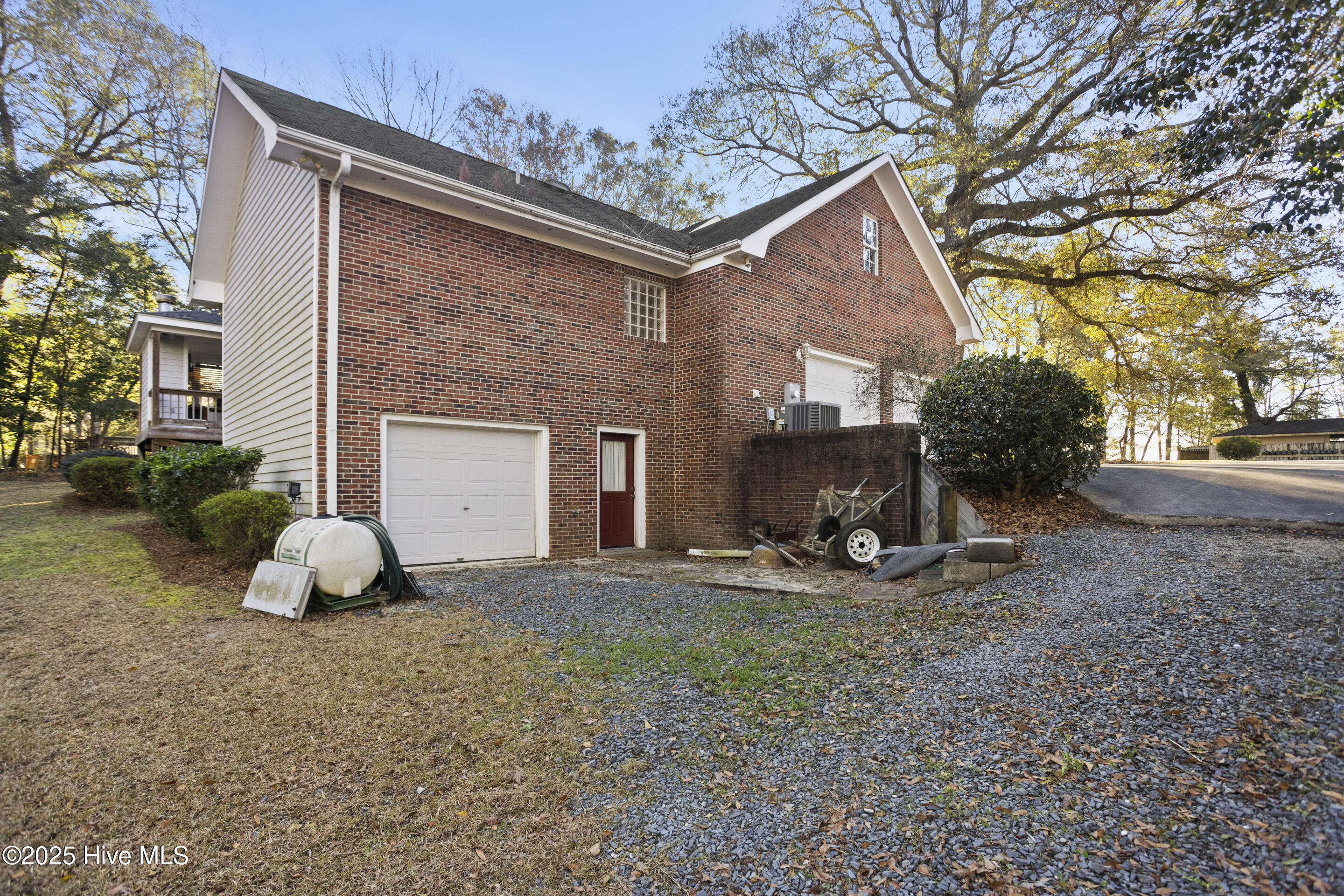 286 Goose Neck Road West Rocky Point, NC 28457 - Photo 40 of 49 3rd Garage for extra storage