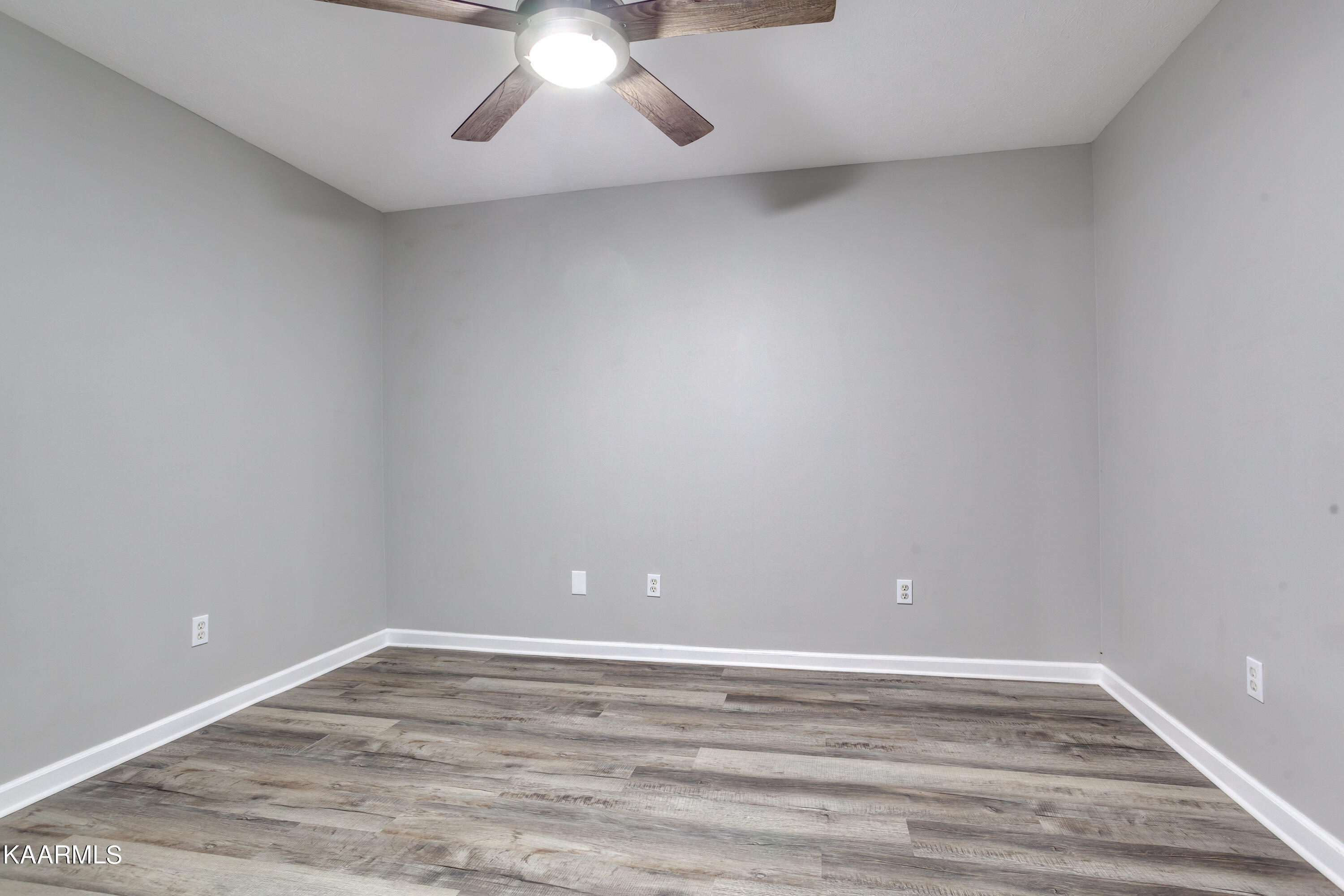684 Fox Hunter Road Maynardville, TN 37807 - Photo 24 of 32 BONUS ROOM