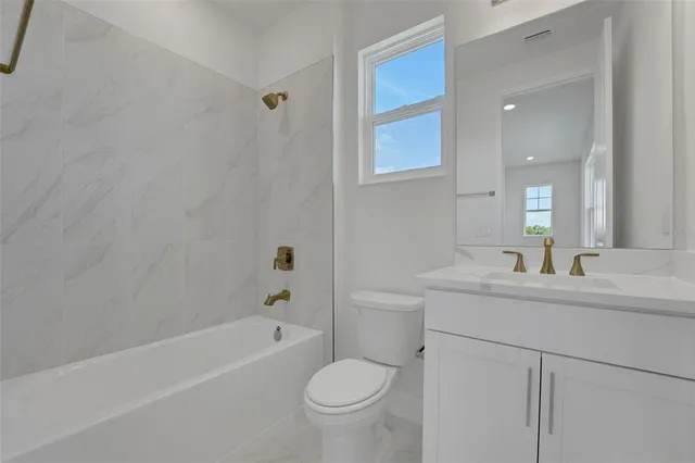 $624,990 | 7470 Sea Manatee Street, Palmetto, FL 34221