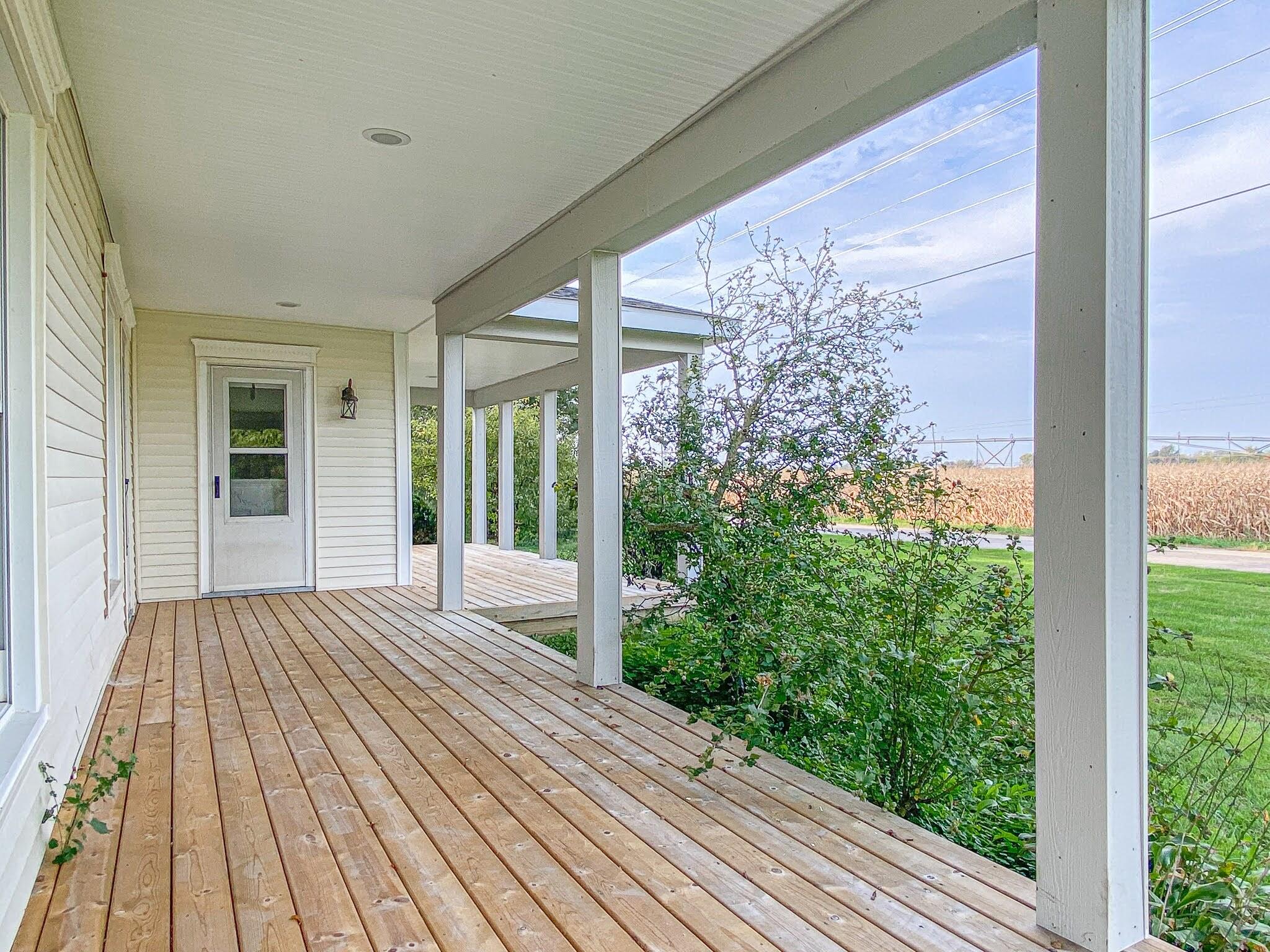57035 California Road Dowagiac, MI 49047 - Photo 2 of 46 IMG_6233-2