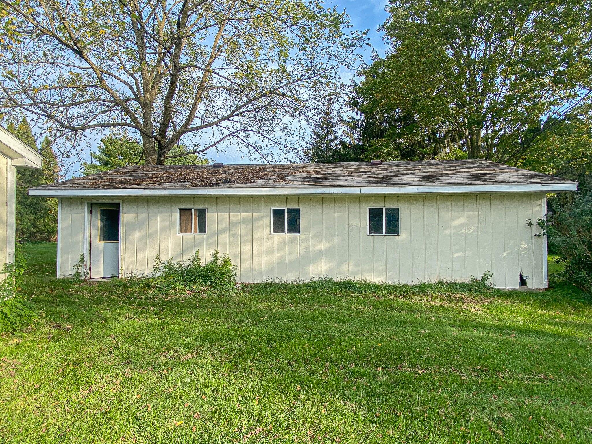 57035 California Road Dowagiac, MI 49047 - Photo 40 of 46 IMG_6227