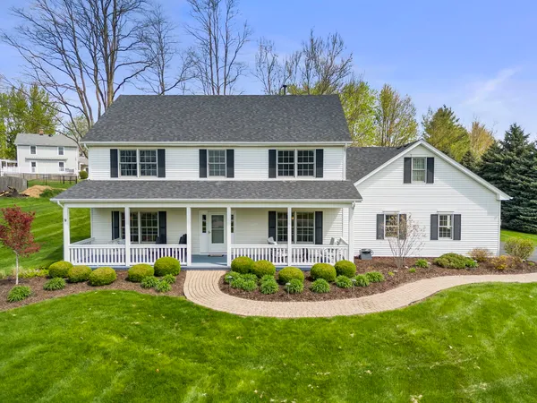 $600,000 | S172 Rowe Road, Elburn, IL 60119