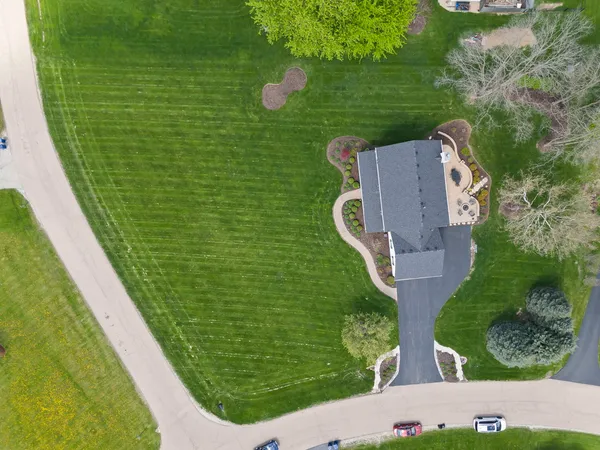 $600,000 | S172 Rowe Road, Elburn, IL 60119