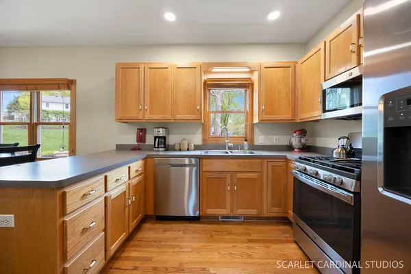 $600,000 | S172 Rowe Road, Elburn, IL 60119