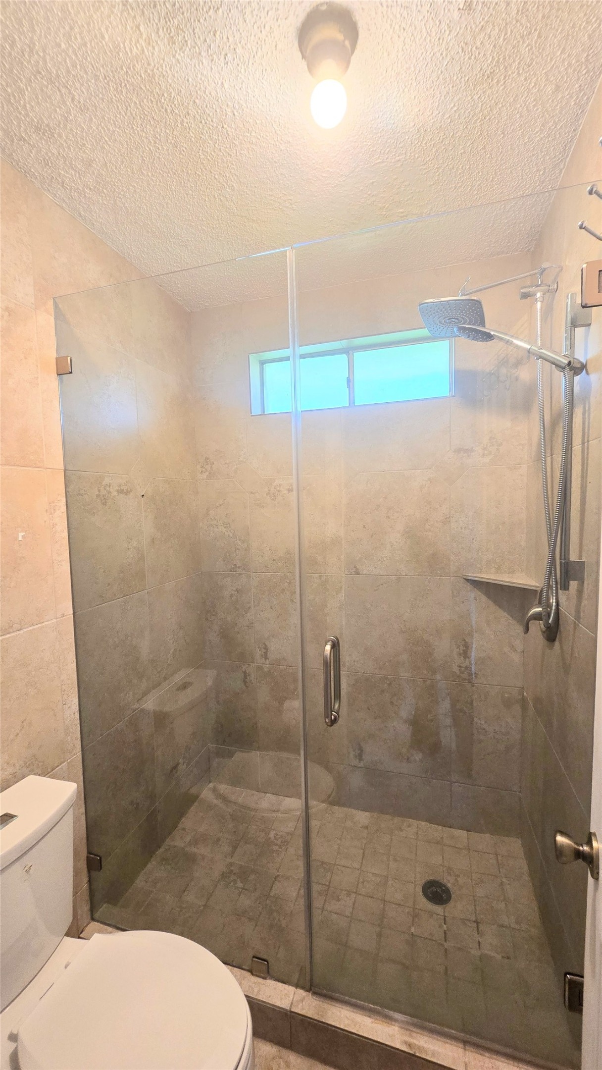 2110 Eagle Point Road Crosby, TX 77532 - Photo 14 of 16 Primary bathroom