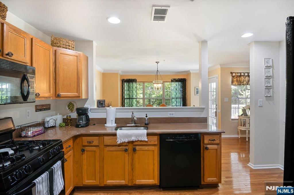 34 Ridge Drive Pompton Lakes, NJ 07442 - Photo 14 of 30