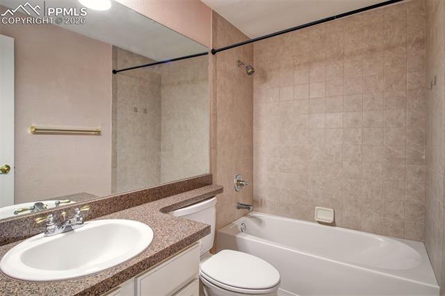 3579 Indigo Ridge Point Colorado Springs, CO 80910 - Photo 24 of 33 Full bathroom in basement