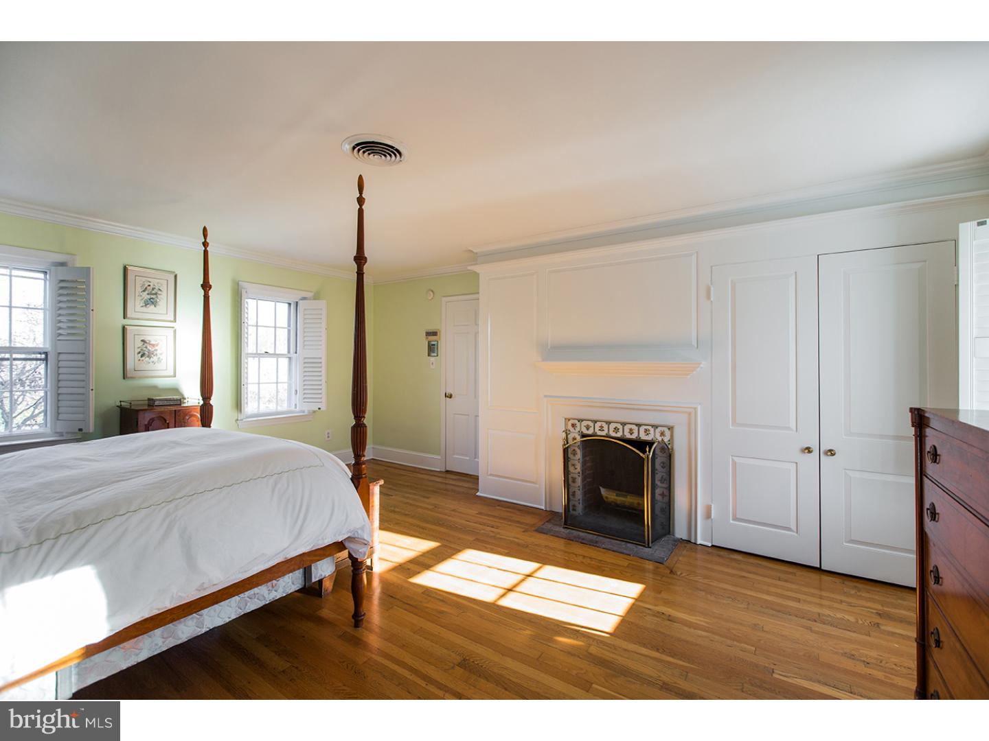 21 Woodhill Road Newtown, PA 18940 - Photo 14 of 25 Gallery Image 14