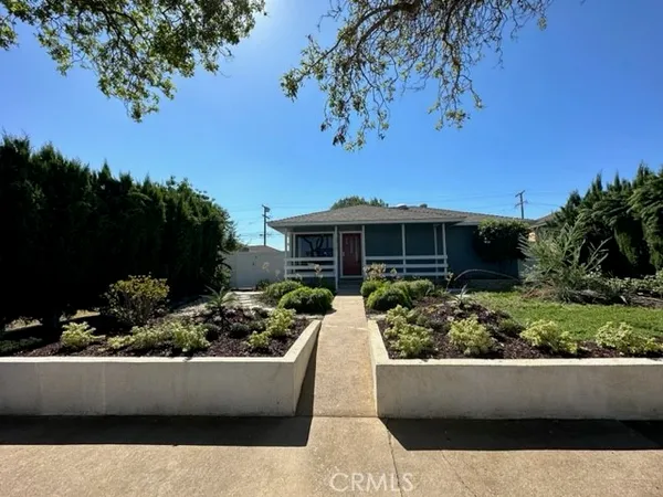 $3,895 | 3717 Cherry, Long Beach, CA 90807