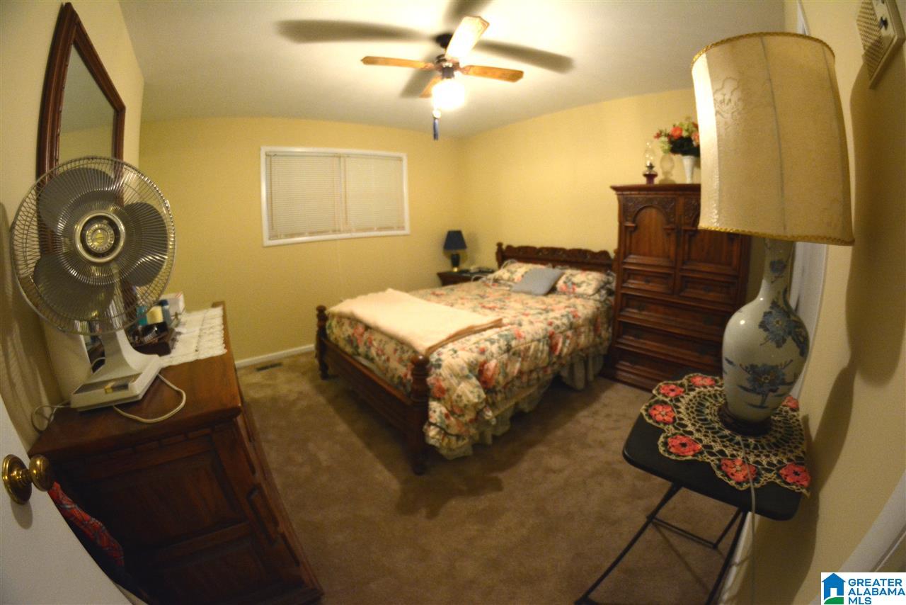 209 Oak Road Anniston, AL 36206 - Photo 8 of 21