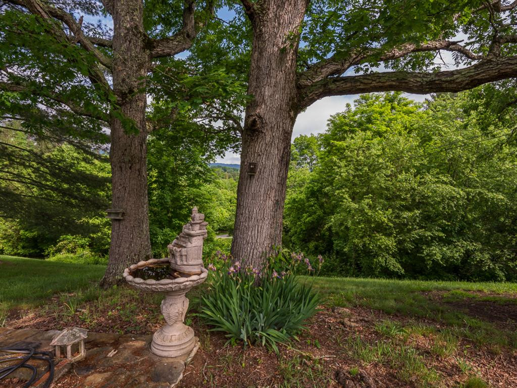 370 Palmer Road Kingsport, TN 37660 - Photo 22 of 26 Views of Bays Mountain