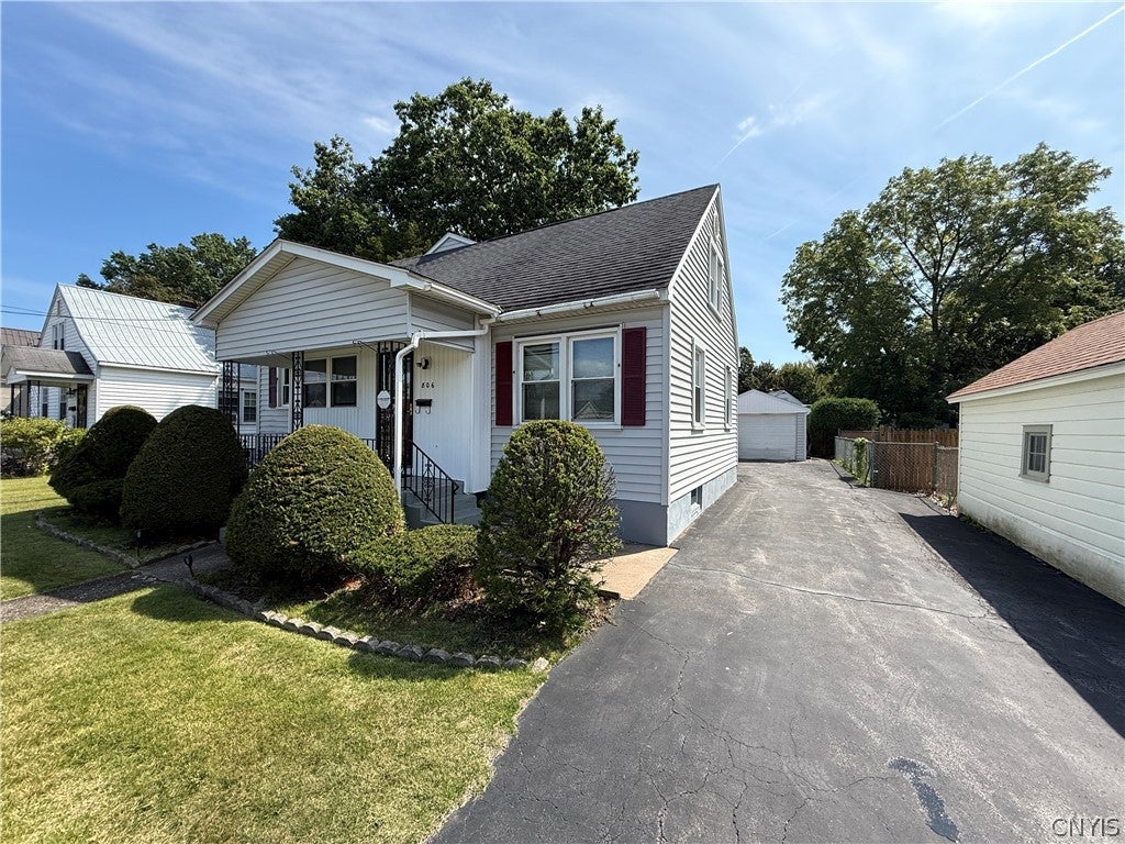 806 Belmont Street Rome, NY 13440 - Photo 3 of 50 Gallery Image 3