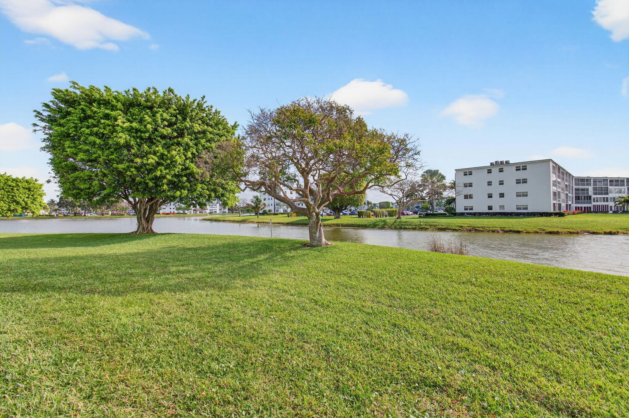 2035 Cornwall East Boca Raton, FL 33434 - Photo 35 of 105 59-web-or-mls-DSC_9555