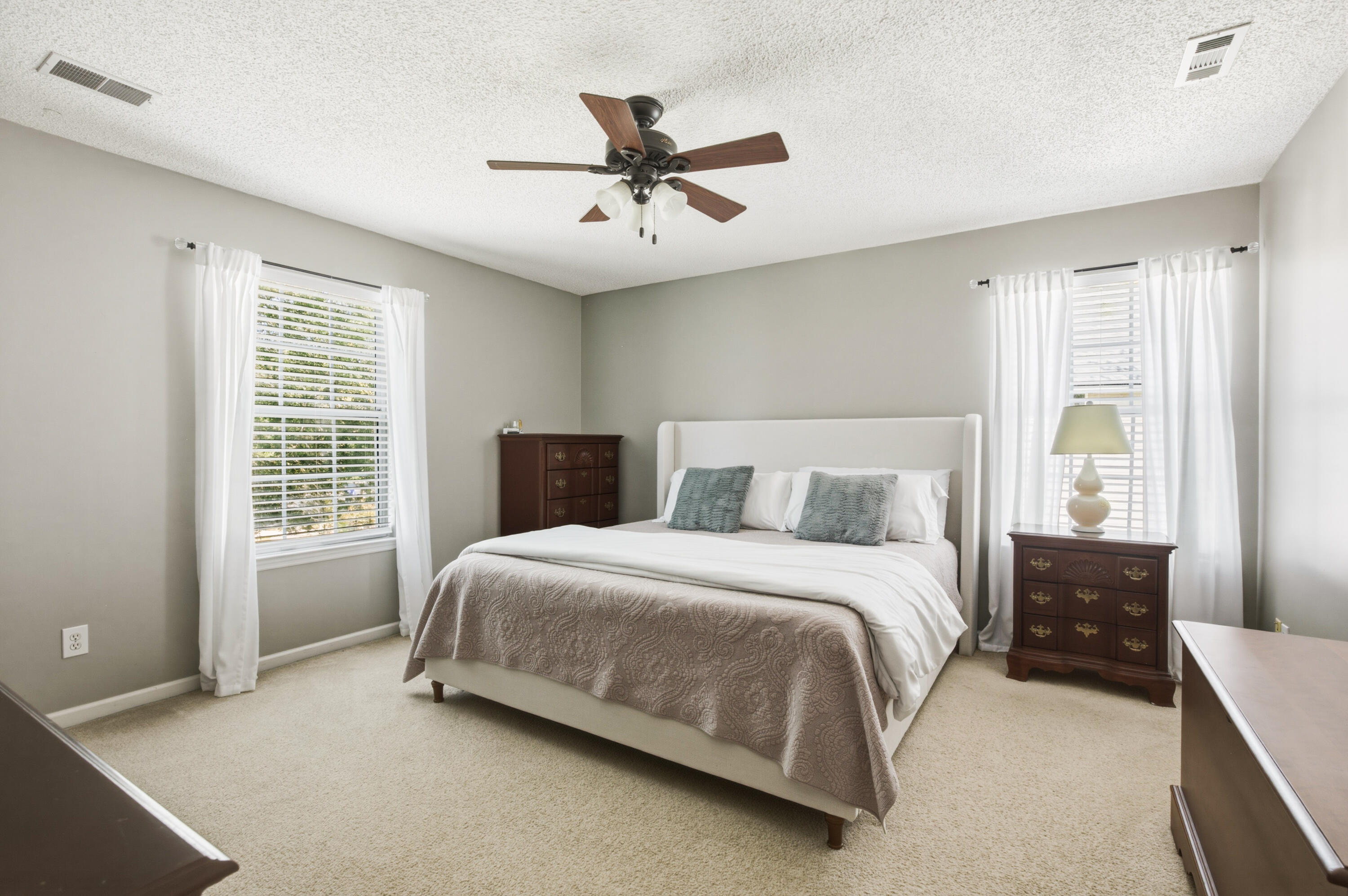 2340 Kennison Lane Mount Pleasant, SC 29466 - Photo 22 of 39 Hallway to Primary bedroom/bathroom