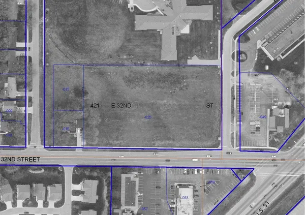 $750,000 | 421 East 32nd Street, Holland, MI 49423