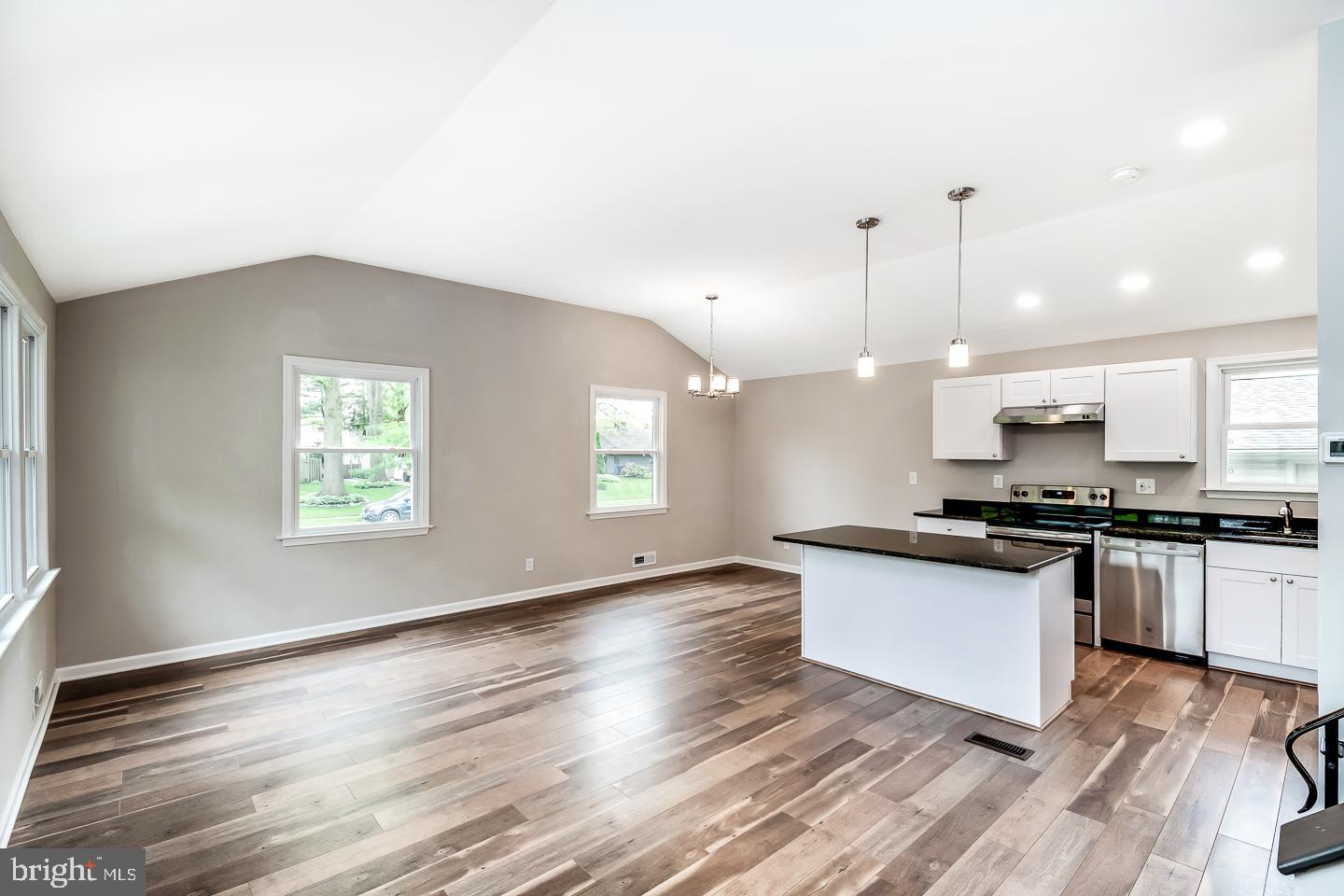 1115 Cooperskill Road Cherry Hill, NJ 08034 - Photo 3 of 22 Gallery Image 3
