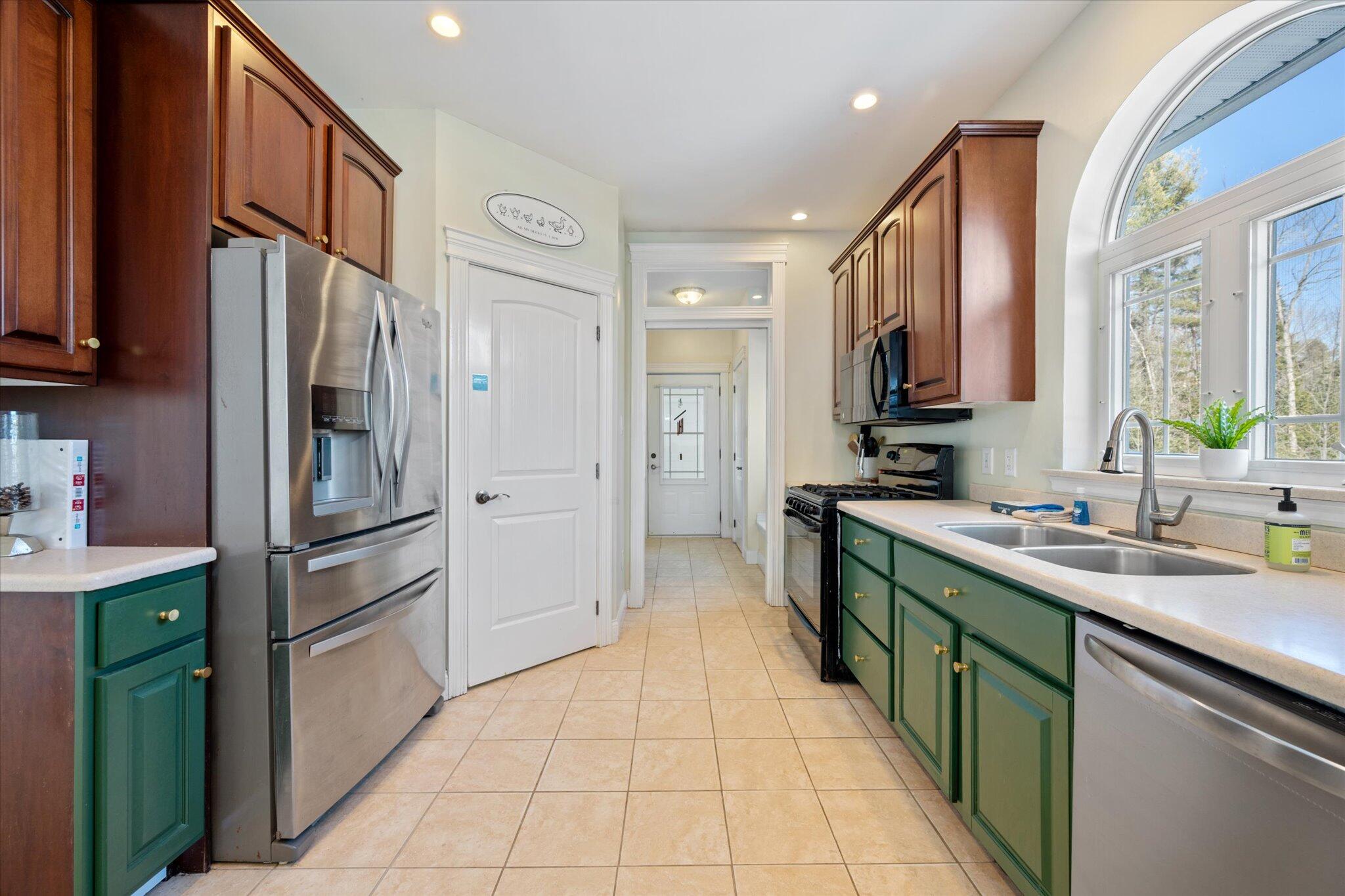 630 S Road Holden, ME 04429 - Photo 14 of 67 14-Kitchen