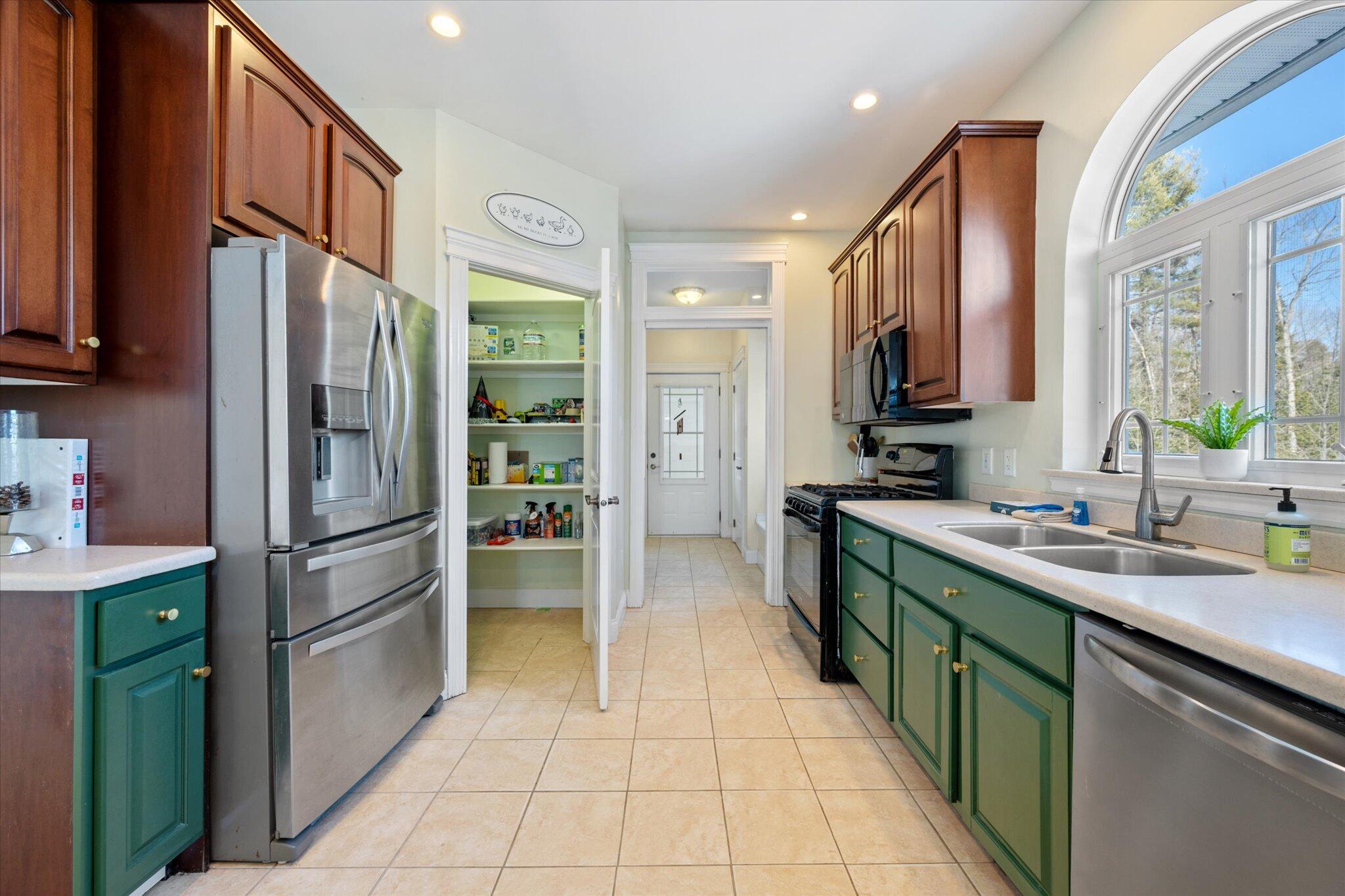 630 S Road Holden, ME 04429 - Photo 15 of 67 15-Kitchen