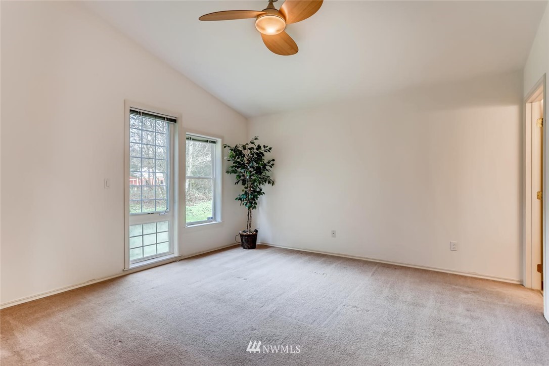 15106 Southeast 107th Street Renton, WA 98059 - Photo 12 of 27 Gallery Image 12